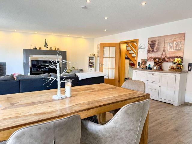 Haus zum Kaufen in Ravenstein 339.000,00 EUR 228 m²