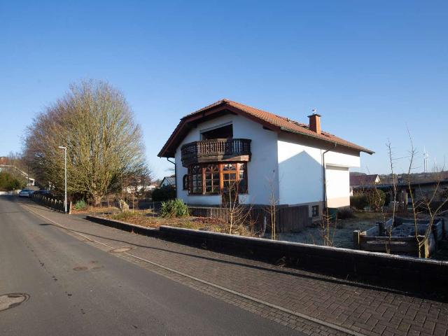 Haus zum Kaufen in Rabenau 390.000,00 EUR 197 m²