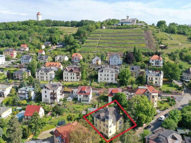 Haus zum Kaufen in Radebeul 1.050.000,00 EUR 361 m²