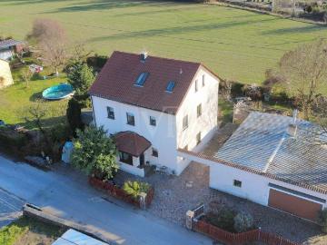 Haus zum Kaufen in Radebeul 520.000,00 EUR 180 m²
