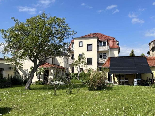 Haus zum Kaufen in Radebeul 998.000,00 EUR 500 m²