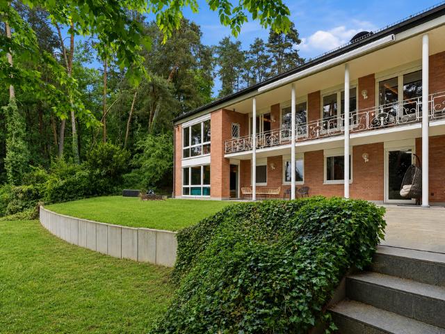 Haus zum Kaufen in Ramstein Miesenbach 2.750.000,00 EUR 702 m²