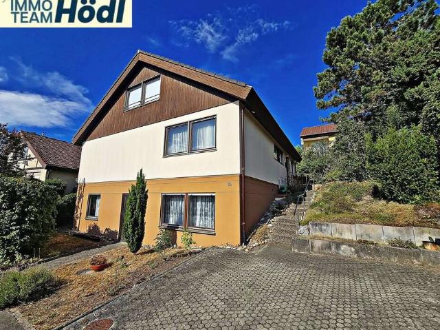 Haus zum Kaufen in Reutlingen 489.000,00 EUR 144.61 m²
