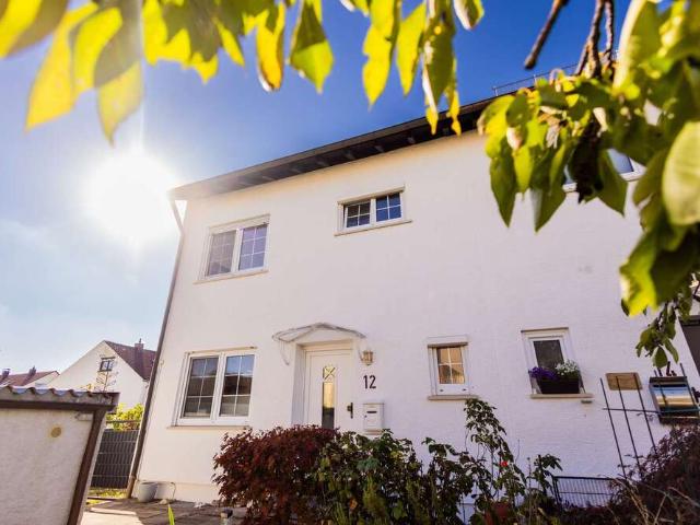 Haus zum Kaufen in Reutlingen 498.000,00 EUR 123 m²