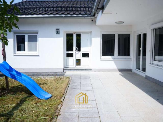 Haus zum Kaufen in Reutlingen 659.000,00 EUR 246 m²