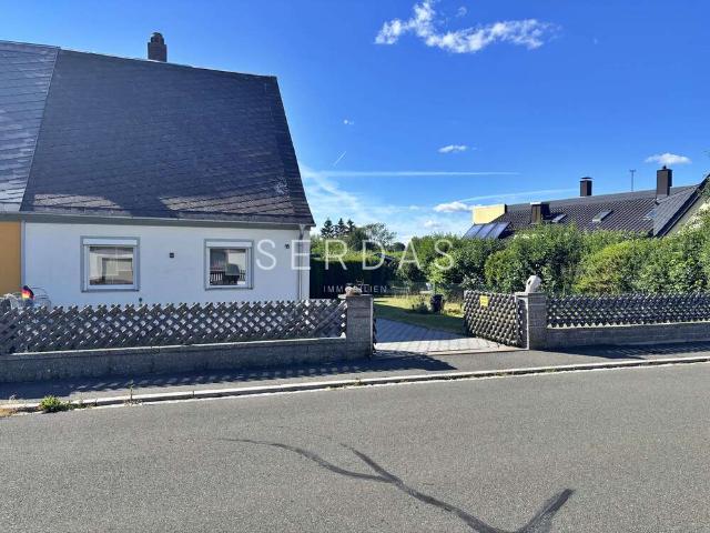 Haus zum Kaufen in Rehau 224.900,00 EUR 200 m²