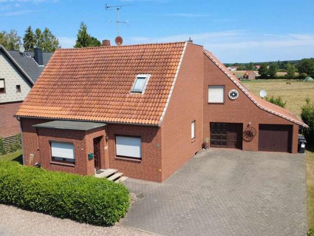 Haus zum Kaufen in Rehburg Loccum Münchehagen 265.000,00 EUR 185 m²