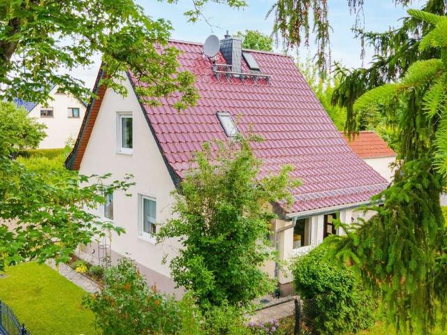 Haus zum Kaufen in Rehfelde 390.000,00 EUR 74.15 m²