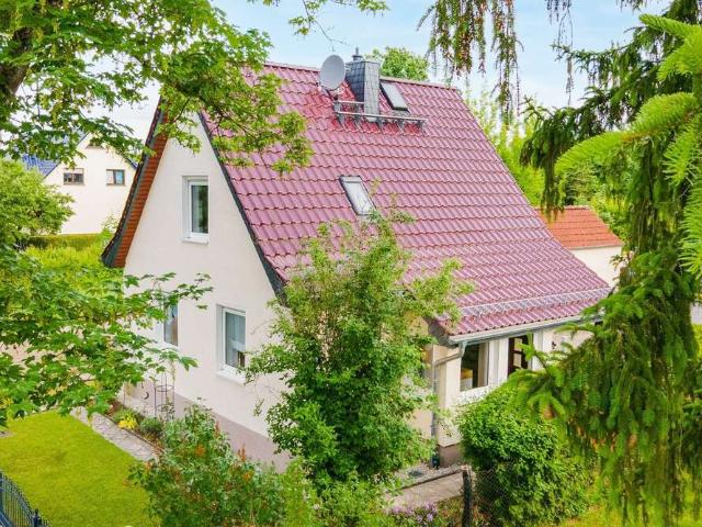 Haus zum Kaufen in Rehfelde 390.000,00 EUR 74.15 m²