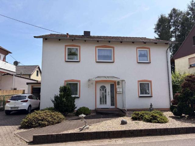 Haus zum Kaufen in Rehlingen Siersburg 299.000,00 EUR 172 m²