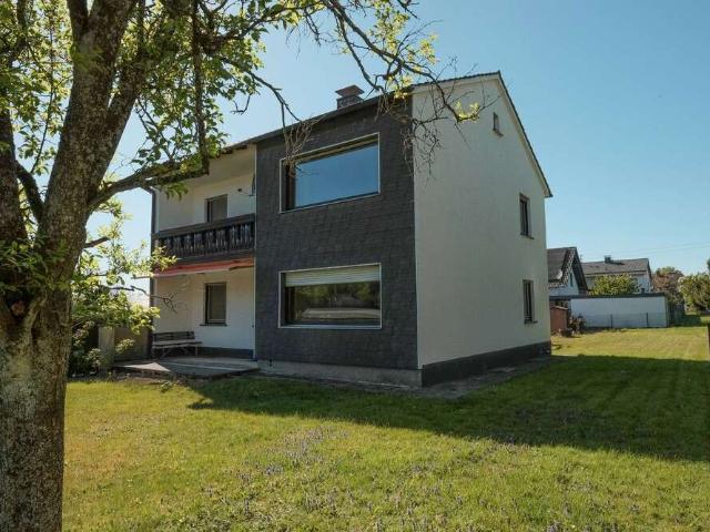 Haus zum Kaufen in Reichshof 288.000,00 EUR 128 m²