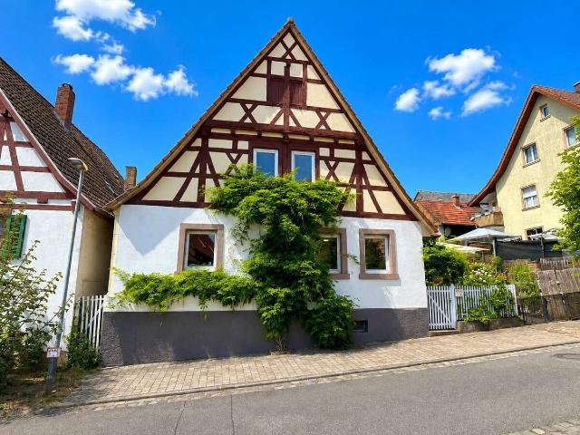 Haus zum Kaufen in Remchingen 369.000,00 EUR 130 m²