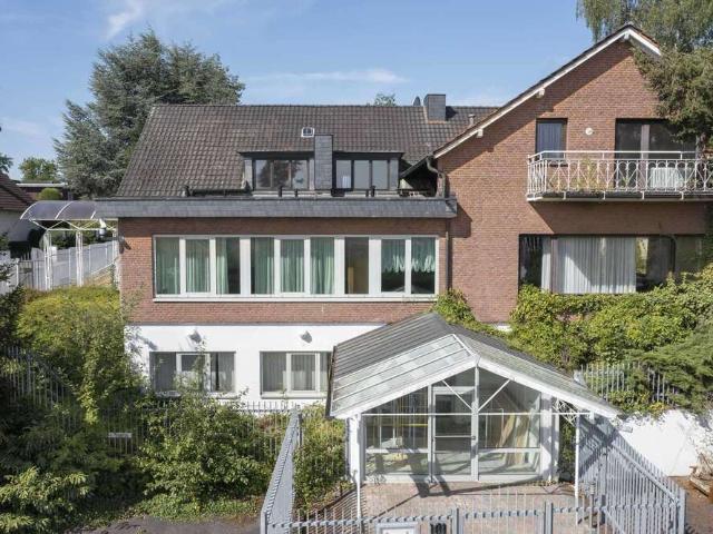 Haus zum Kaufen in Remagen 1.150.000,00 EUR 730 m²