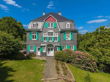 Haus zum Kaufen in Remscheid 1.500.000,00 EUR 512 m²