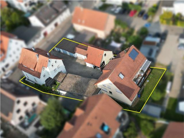Haus zum Kaufen in Renningen 1.100.000,00 EUR 456 m²