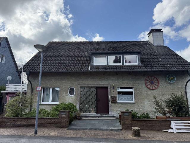 Haus zum Kaufen in Rheinberg 429.000,00 EUR 211 m²