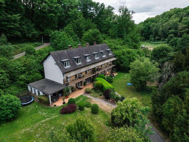 Haus zum Kaufen in Rheinbrohl 359.000,00 EUR 416.43 m²