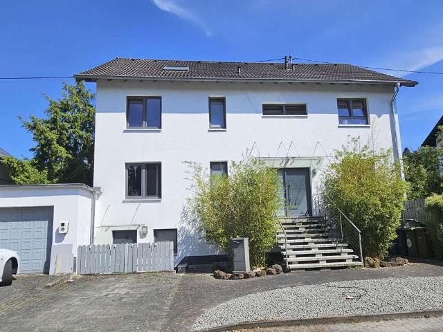Haus zum Kaufen in Rheinbreitbach 897.000,00 EUR 263 m²