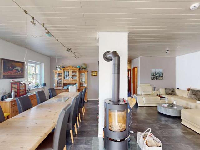 Haus zum Kaufen in Rheinstetten Forchheim 1.049.000,00 EUR 357 m²