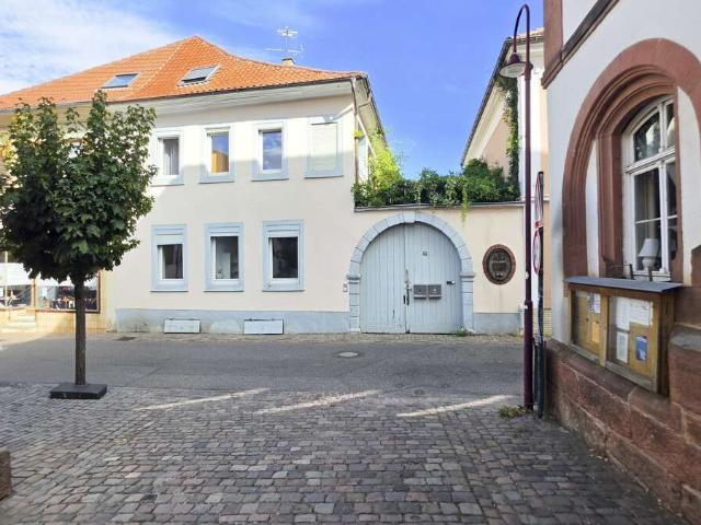 Haus zum Kaufen in Rhodt unter Rietburg 419.000,00 EUR 235 m²