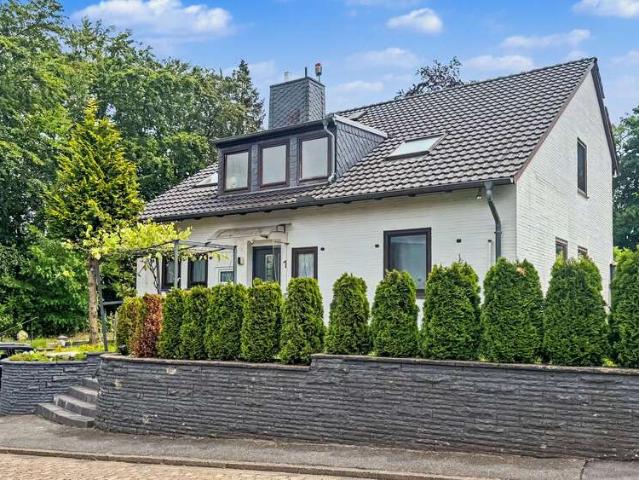 Haus zum Kaufen in Ritterhude 510.000,00 EUR 218 m²
