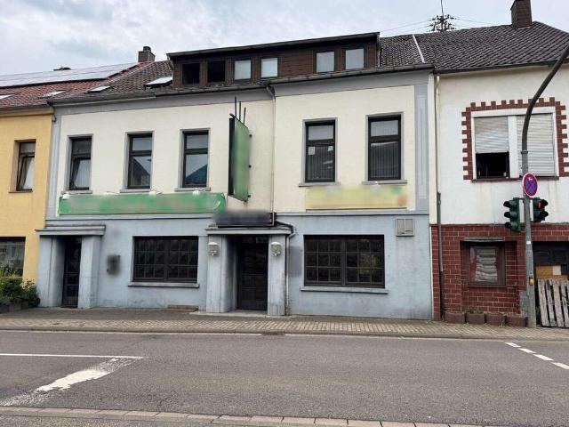 Haus zum Kaufen in Riegelsberg 295.000,00 EUR 260 m²