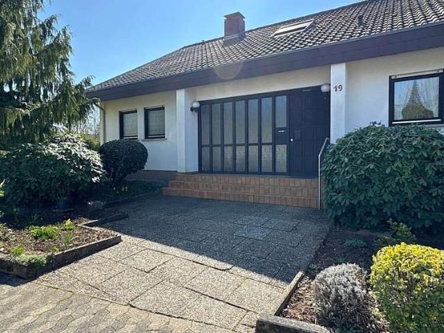 Haus zum Kaufen in Riegelsberg 359.000,00 EUR 303 m²