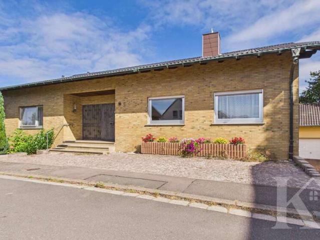 Haus zum Kaufen in Riegelsberg 449.000,00 EUR 285.12 m²