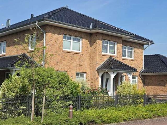 Haus zum Kaufen in Riede 899.000,00 EUR 242 m²