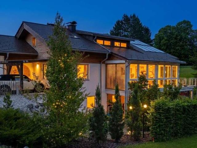 Haus zum Kaufen in Rieden am Forggensee 1.420.000,00 EUR 302 m²