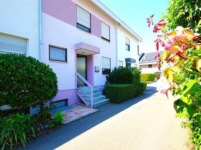 Haus zum Kaufen in Riederich 549.000,00 EUR 160 m²