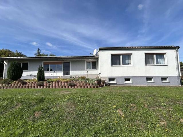 Haus zum Kaufen in Ringgau 425.000,00 EUR 206 m²