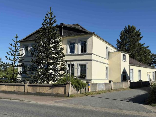 Haus zum Kaufen in Rinteln 790.000,00 EUR 422 m²
