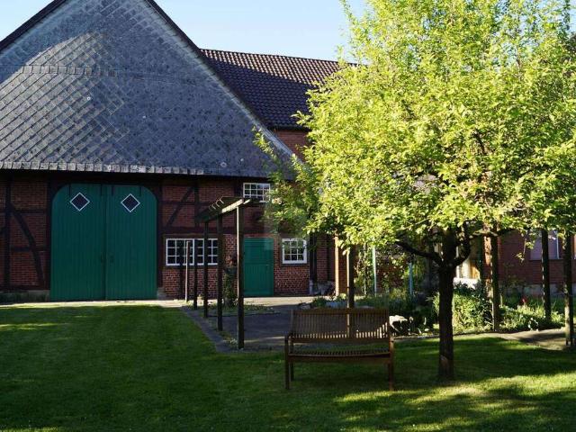 Haus zum Kaufen in Rinteln Engern 629.000,00 EUR 246 m²
