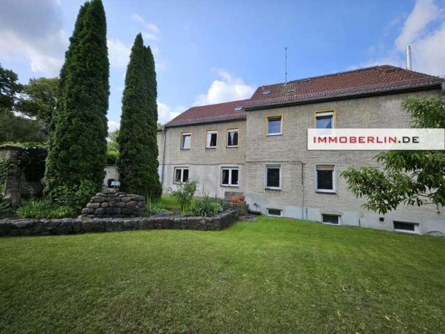 Haus zum Kaufen in Rüdersdorf 1.280.000,00 EUR 361 m²