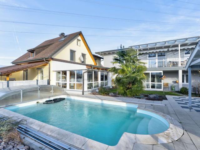 Haus zum Kaufen in Rümmingen 1.100.000,00 EUR 282 m²