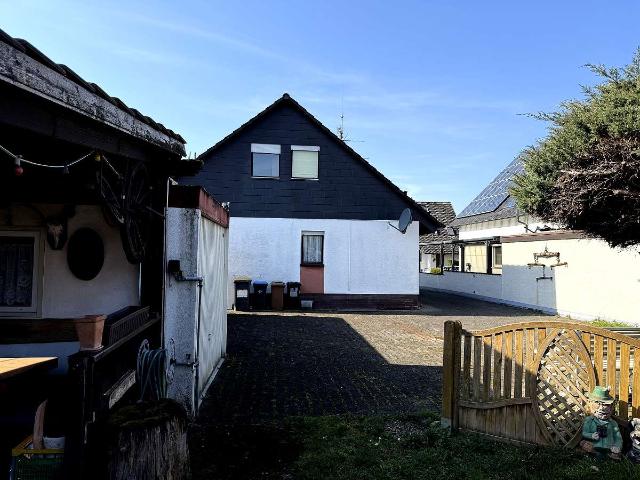 Haus zum Kaufen in Rüsselsheim 418.000,00 EUR 150 m²