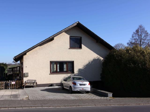 Haus zum Kaufen in Wölfersheim 379.000,00 EUR 195 m²
