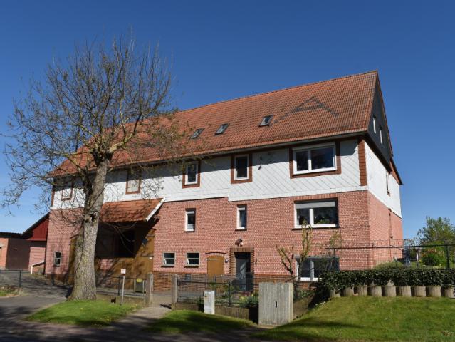 Haus zum Kaufen in Wolfhagen 399.000,00 EUR 272 m²