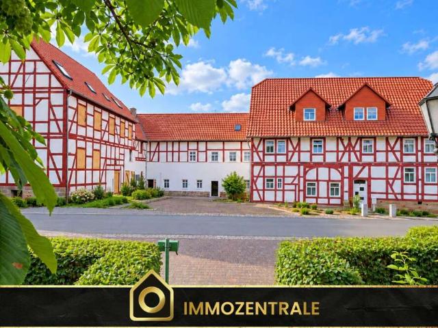 Haus zum Kaufen in Wolfhagen 549.000,00 EUR 485.03 m²