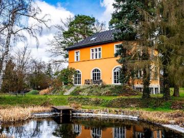 Haus zum Kaufen in Woltersdorf 1.499.000,00 EUR 350 m²
