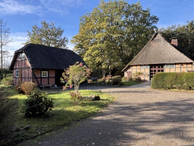 Haus zum Kaufen in Worpswede 385.000,00 EUR 220 m²