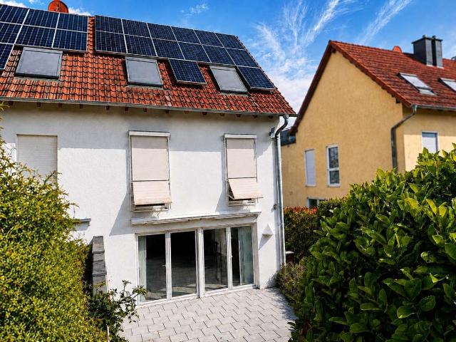Haus zum Kaufen in Wackernheim 670.000,00 EUR 150 m²