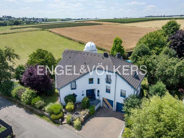 Haus zum Kaufen in Wachtberg Züllighoven 794.000,00 EUR 323 m²