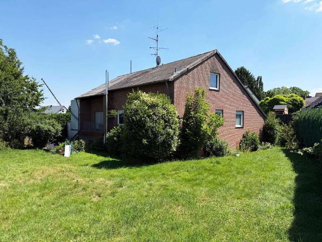 Haus zum Kaufen in Wachtberg 399.000,00 EUR 243 m²