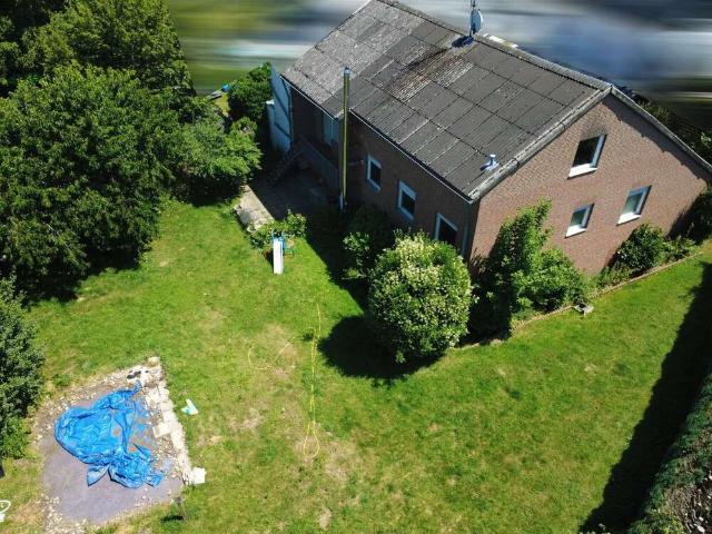 Haus zum Kaufen in Wachtberg 449.000,00 EUR 244 m²