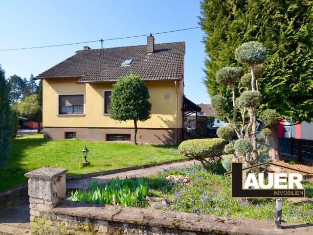 Haus zum Kaufen in Wadgassen 269.000,00 EUR 131 m²