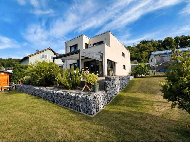 Haus zum Kaufen in Wadern 585.000,00 EUR 143 m²
