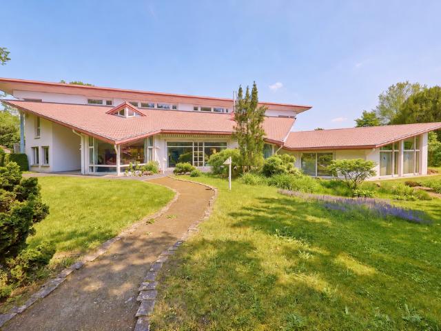 Haus zum Kaufen in Waldmohr 1.250.000,00 EUR 587 m²