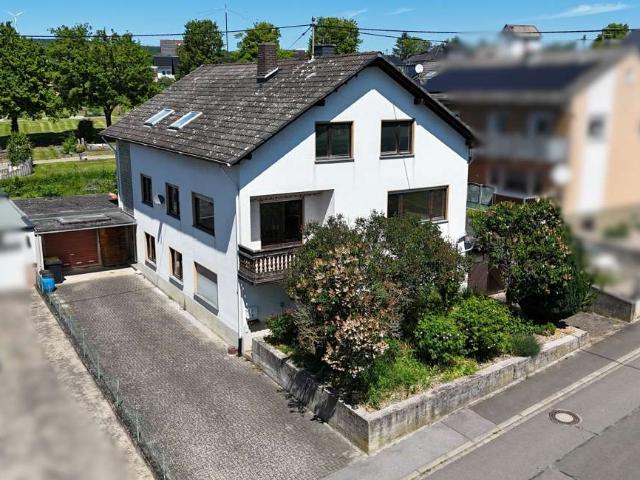 Haus zum Kaufen in Waldalgesheim 362.000,00 EUR 240 m²